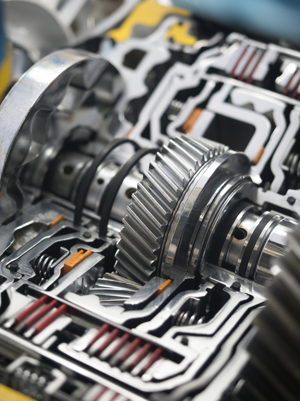 Cut model of automobile parts transmission